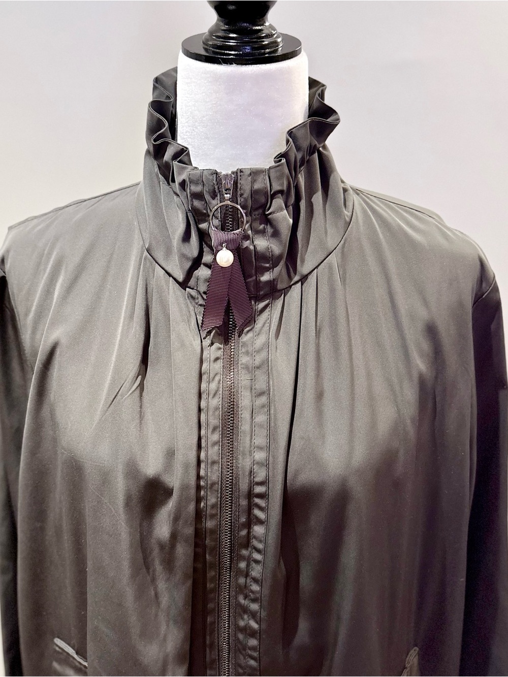 Osborne Lightweight Trench Coat / Rain Jacket – Like New - Picture 11 of 13